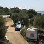 With Parking Space Bozava, Dugi Otok - 23903 * Božava