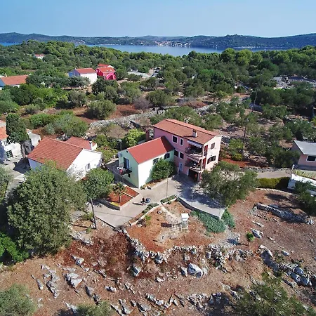 Appartement With Parking Space Bozava, Dugi Otok - 23903