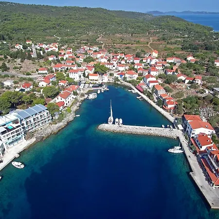 Apartamento With Parking Space Bozava, Dugi Otok - 23903