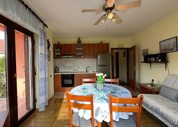 Apartamento With Parking Space Bozava, Dugi Otok - 23903