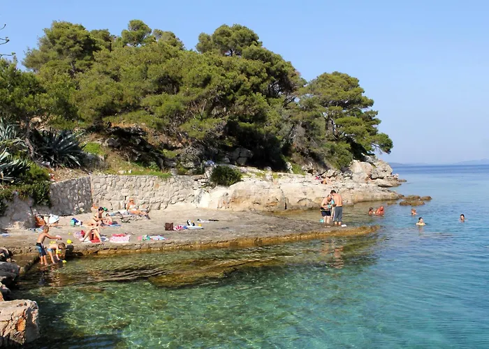 Apartment With Parking Space Bozava, Dugi Otok - 23903 *